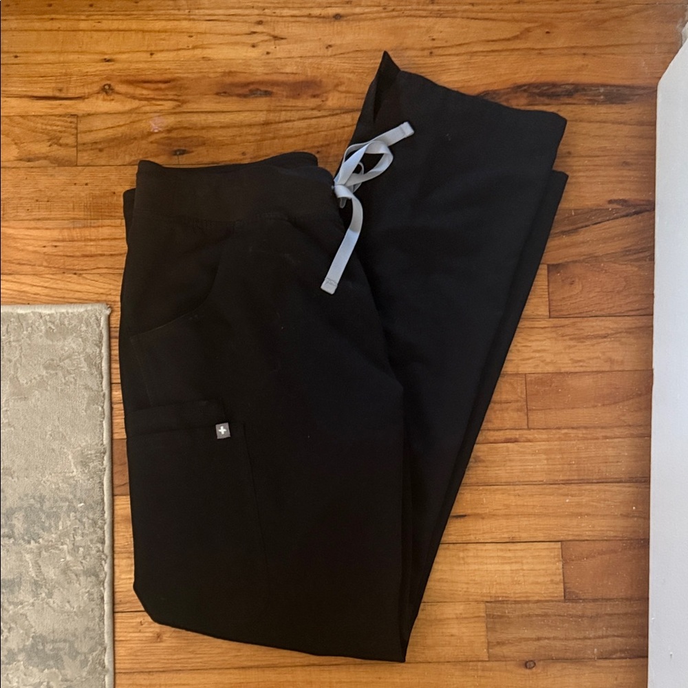 Figs medium tall black kade pants